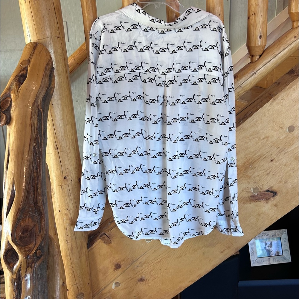 Jane & Delancey Telephone Novelty Print Bonjour Black and White Blouse - Picture 8 of 10